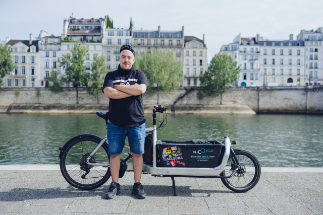 Dimitri, fondateur de ClicCycle, réparateur vélo expert Paris